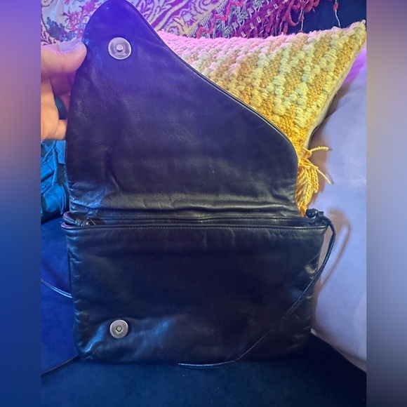 VINTAGE 80’s unique Leather DOVE purse - Picture 6 of 12